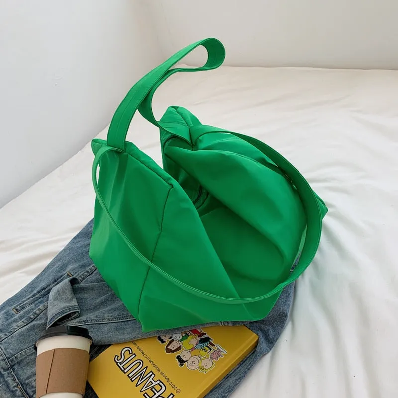 Christmas Gift Large Capacity Nylon Big Shoulder Bag for Women 2021 Fashion Summer Travel Trends Handbags Green Good Quality