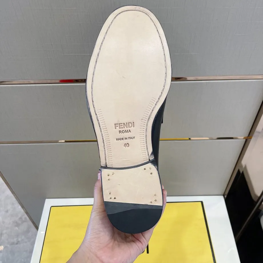 Feni O'Lock Black Loafers For Men
