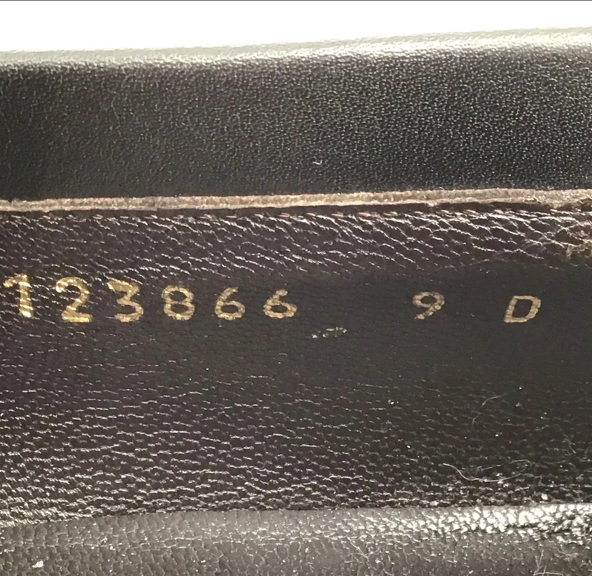 Gucci Men's Black Leather Slip-On Loafers-Size 9D ( COA)