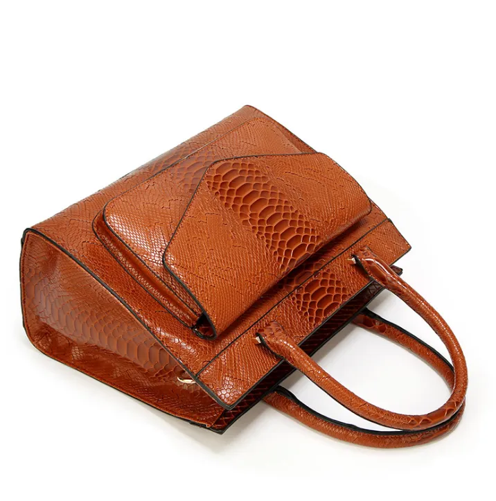 PU Serpentine Pattern Large Messenger Handbag