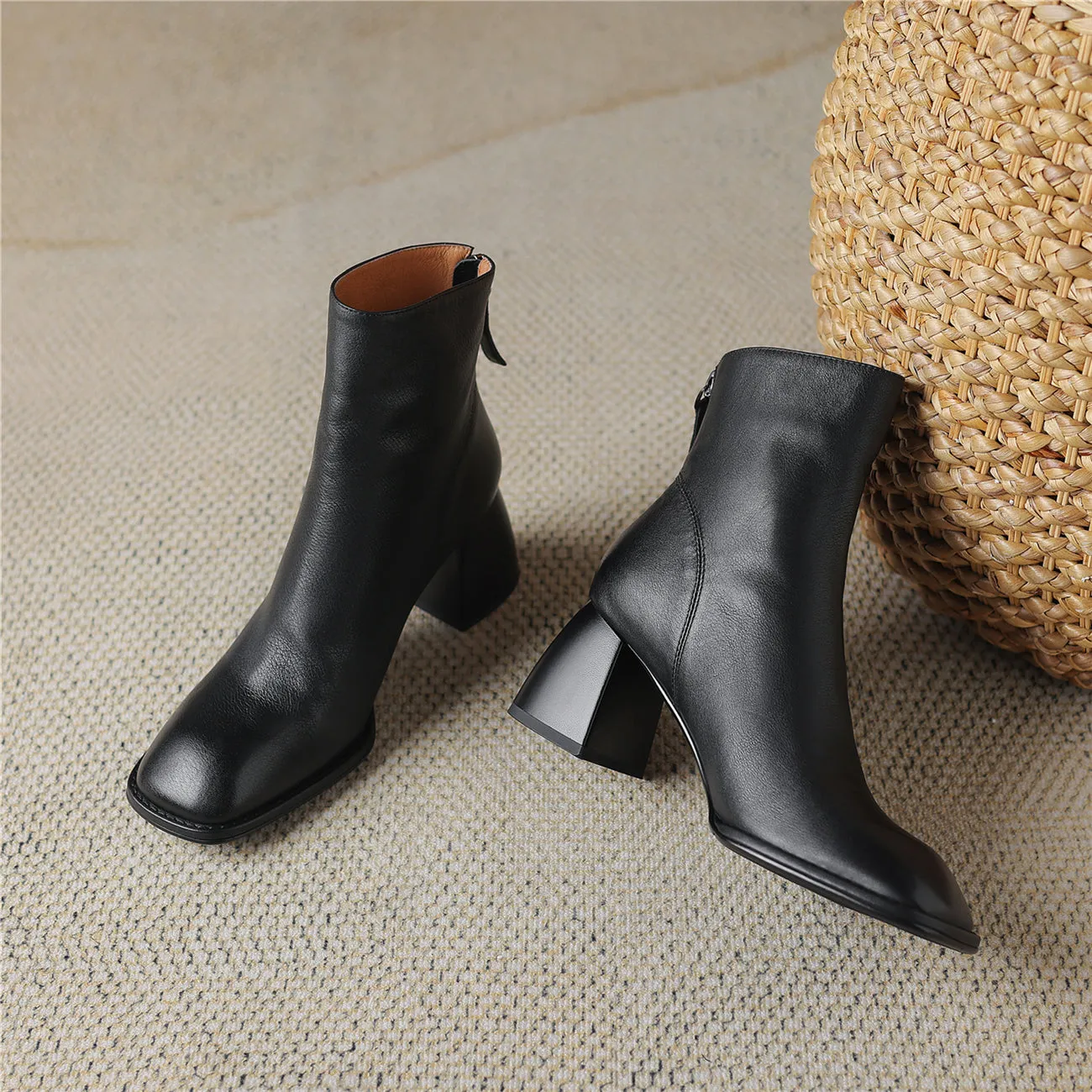 TinaCus Women's Genuine Leather Square Toe Handmade Chunky Heel Back Zip Up Ankle Boots