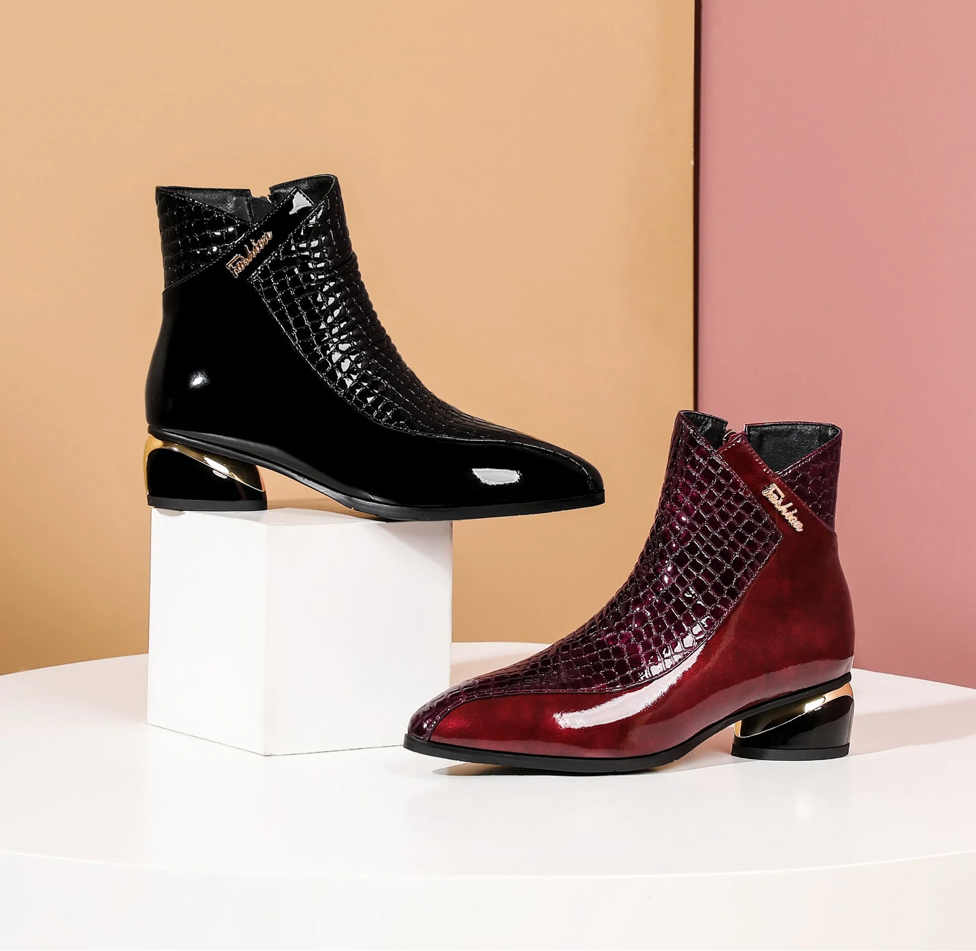 TinaCus Women's Handmade Patent Leather Pointed Toe Side Zip Up Low Chunky Heel Casual Ankle Boots