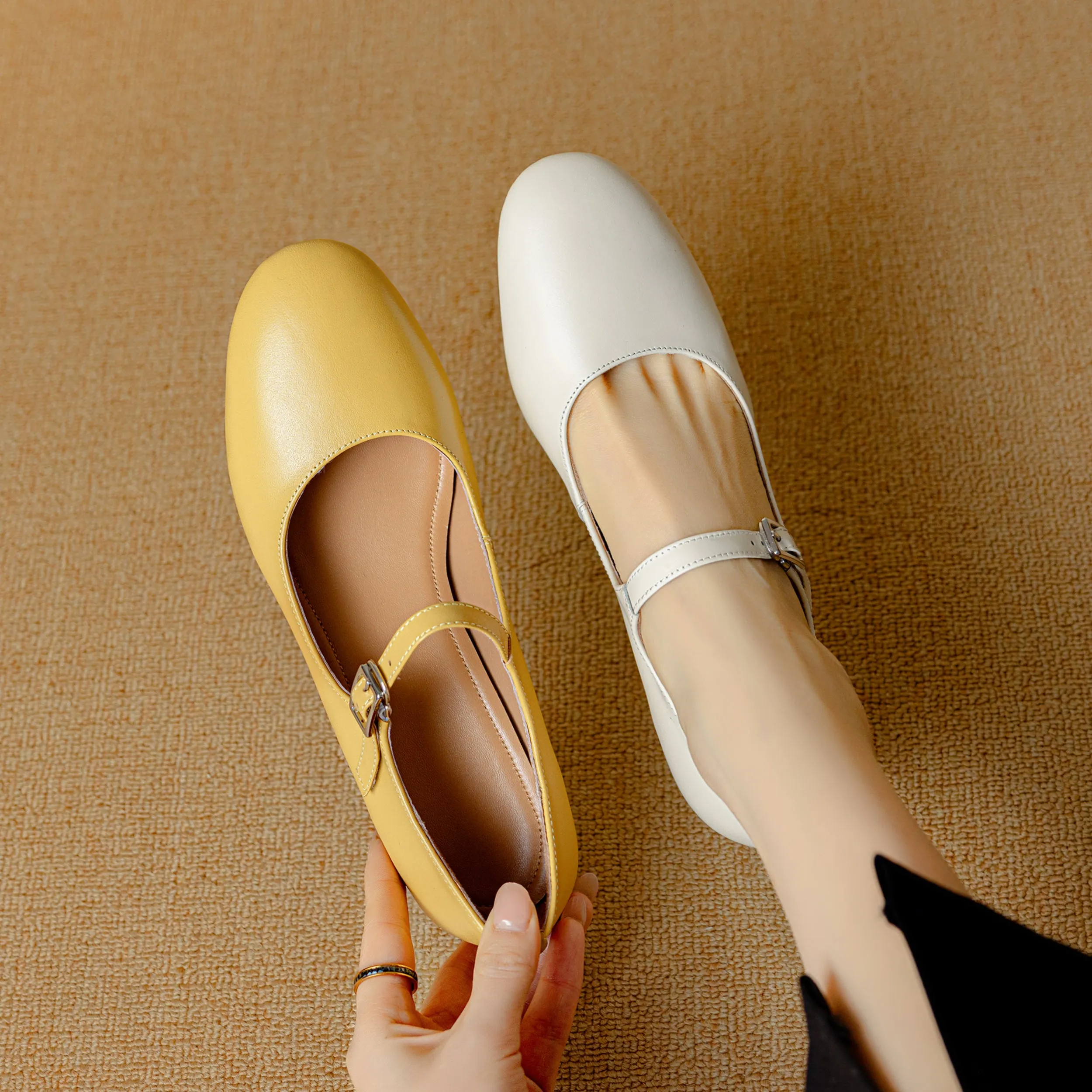 Womens Leather Round Toe Kitten Heel Mary Jane Pumps